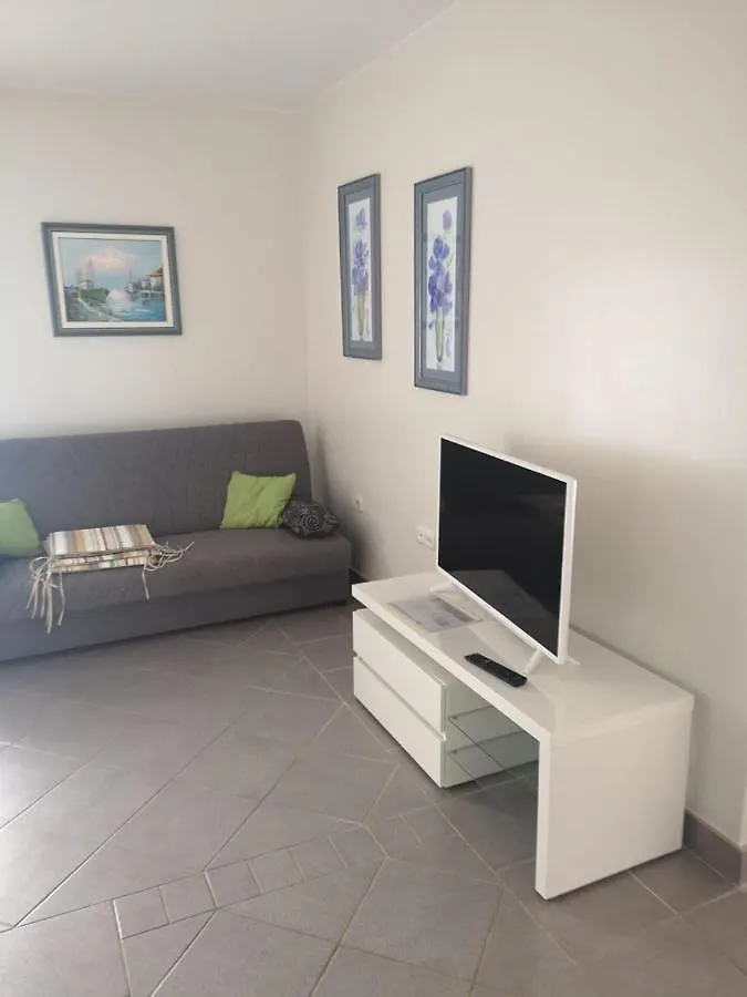 Apartmani Klauda Povljana Apartment