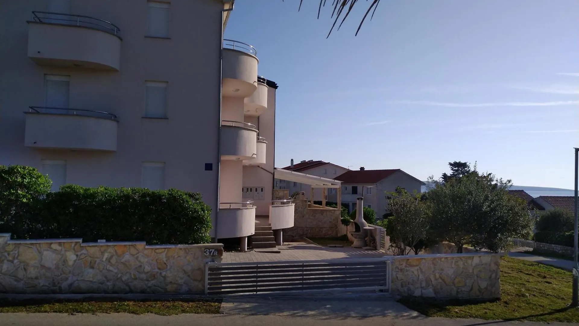 Apartment Apartmani Klauda Povljana Croatia