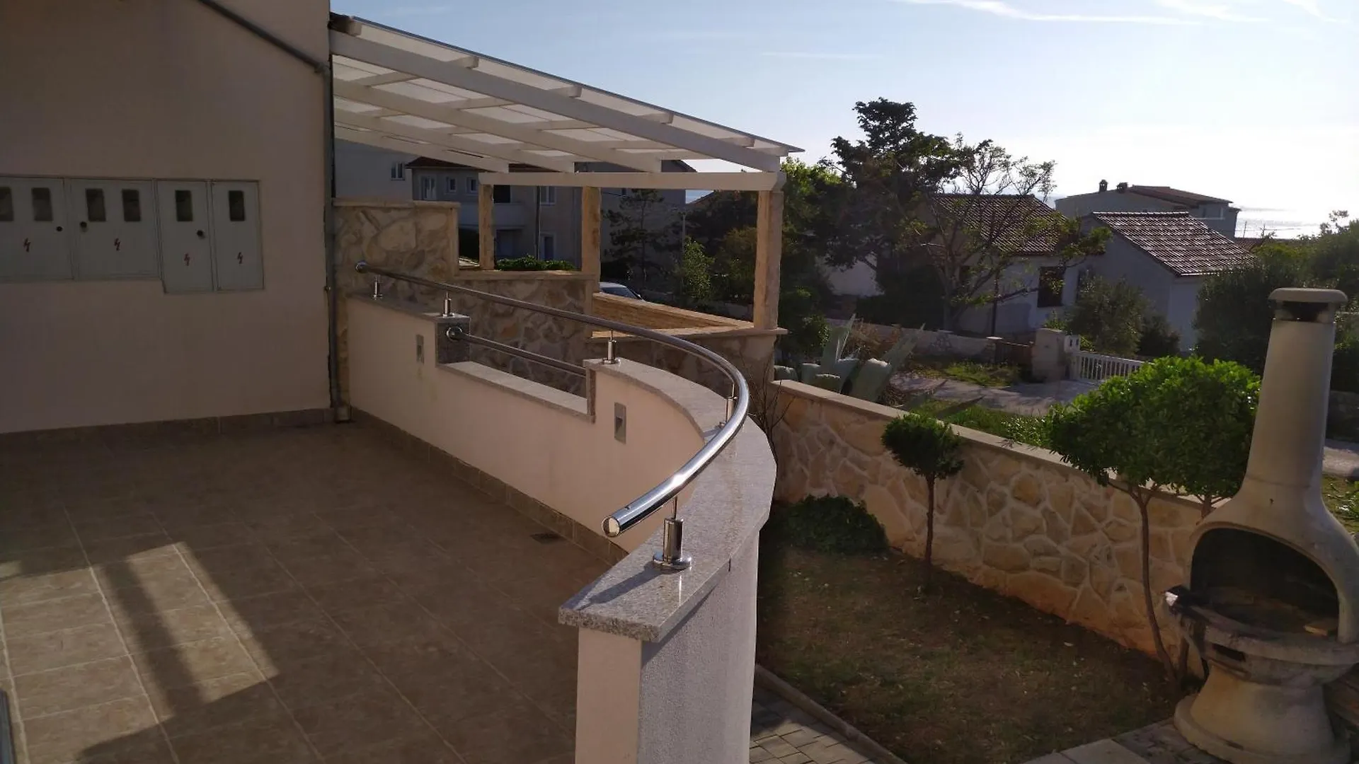 Apartmani Klauda Povljana