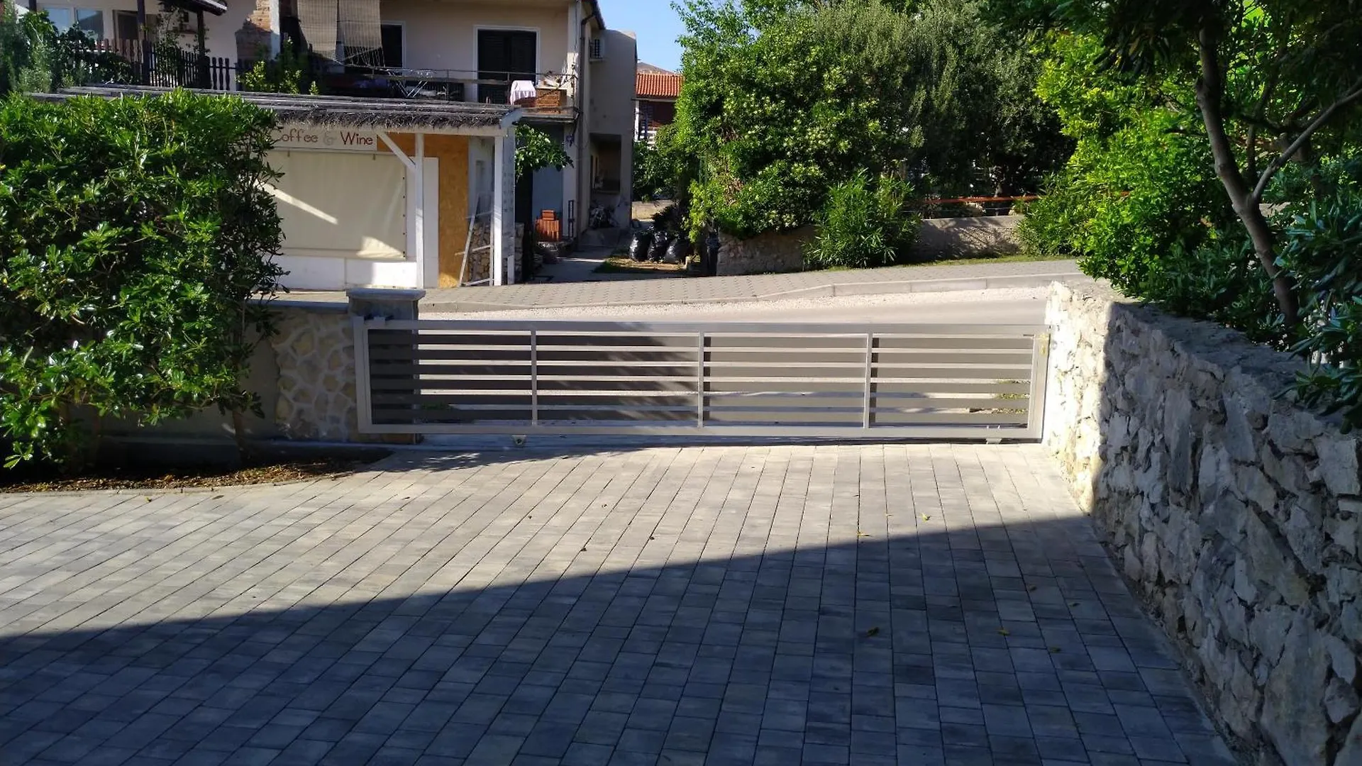 Apartmani Klauda Povljana Apartment