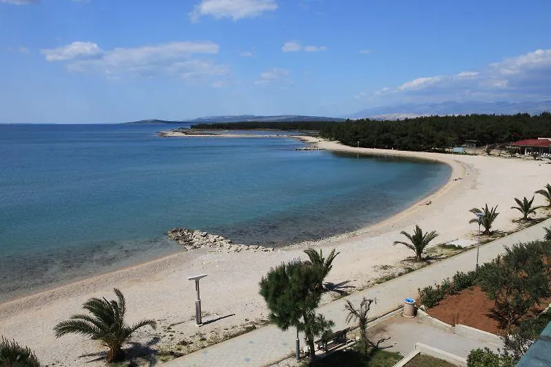 Apartmani Klauda Povljana