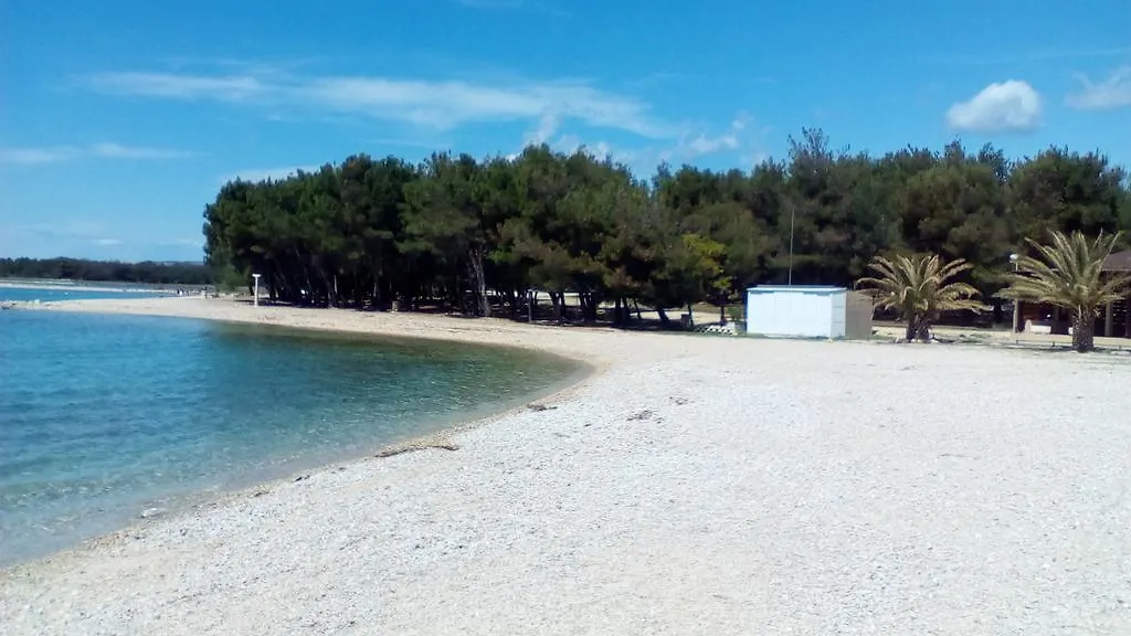 Apartmani Klauda Povljana Apartman