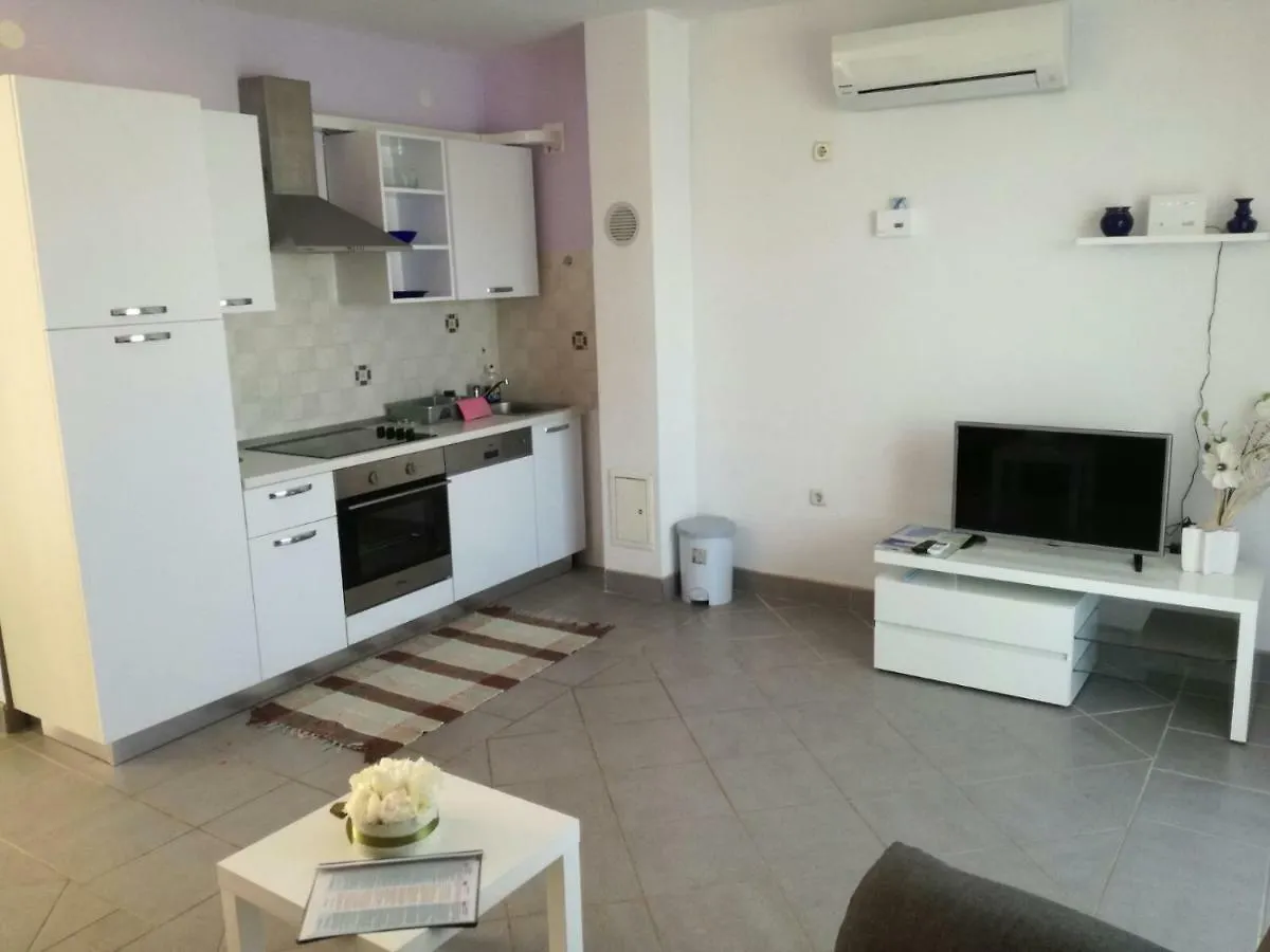 Apartment Apartmani Klauda Povljana