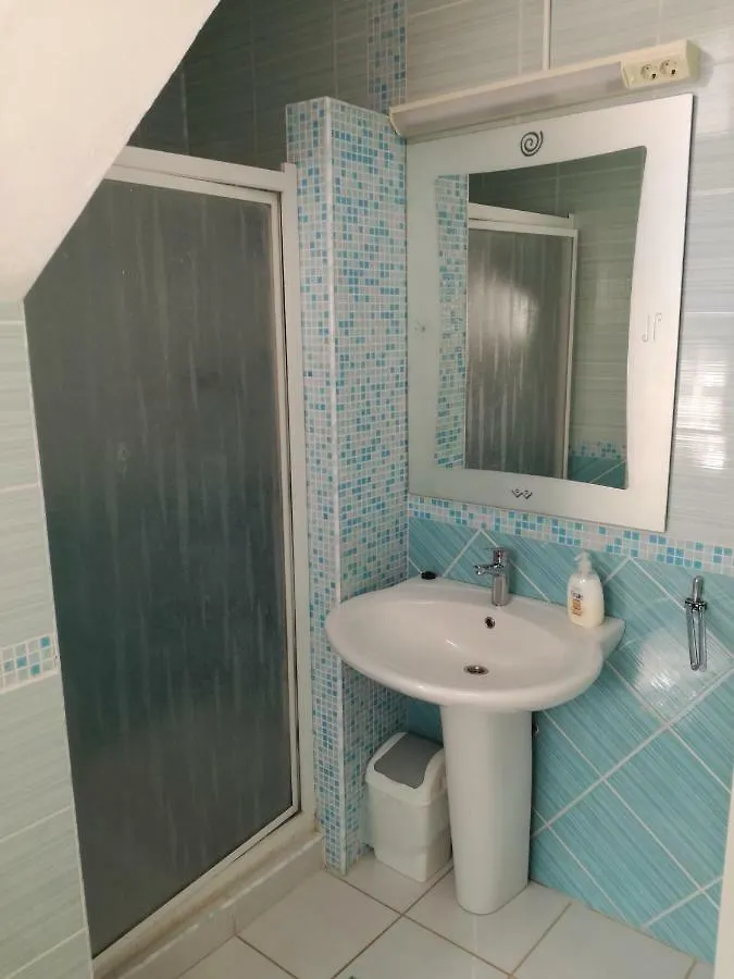 Apartment Apartmani Klauda Povljana Croatia