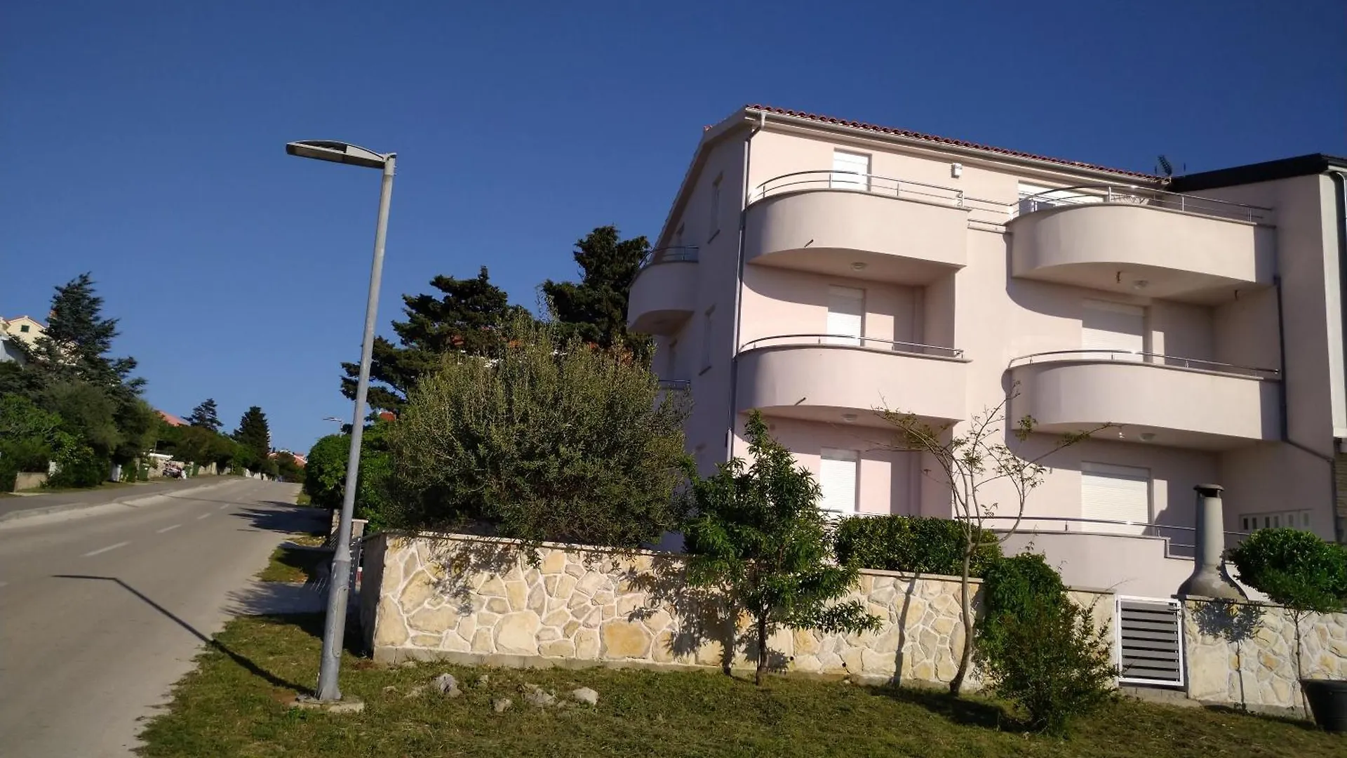 Apartmani Klauda Povljana